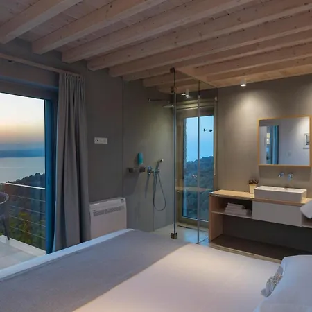 Atrium Villas *